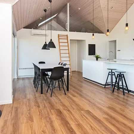 10 Person In Ferienhaus Odder