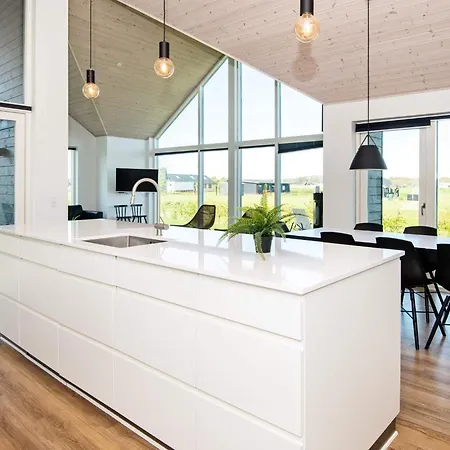 10 Person In Ferienhaus Odder