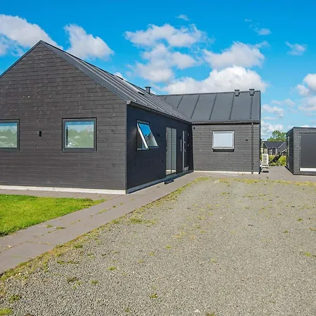 10 Person In Ferienhaus Odder