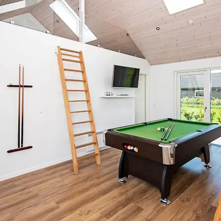 10 Person In Ferienhaus