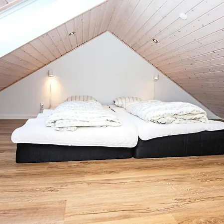 10 Person In Ferienhaus Odder